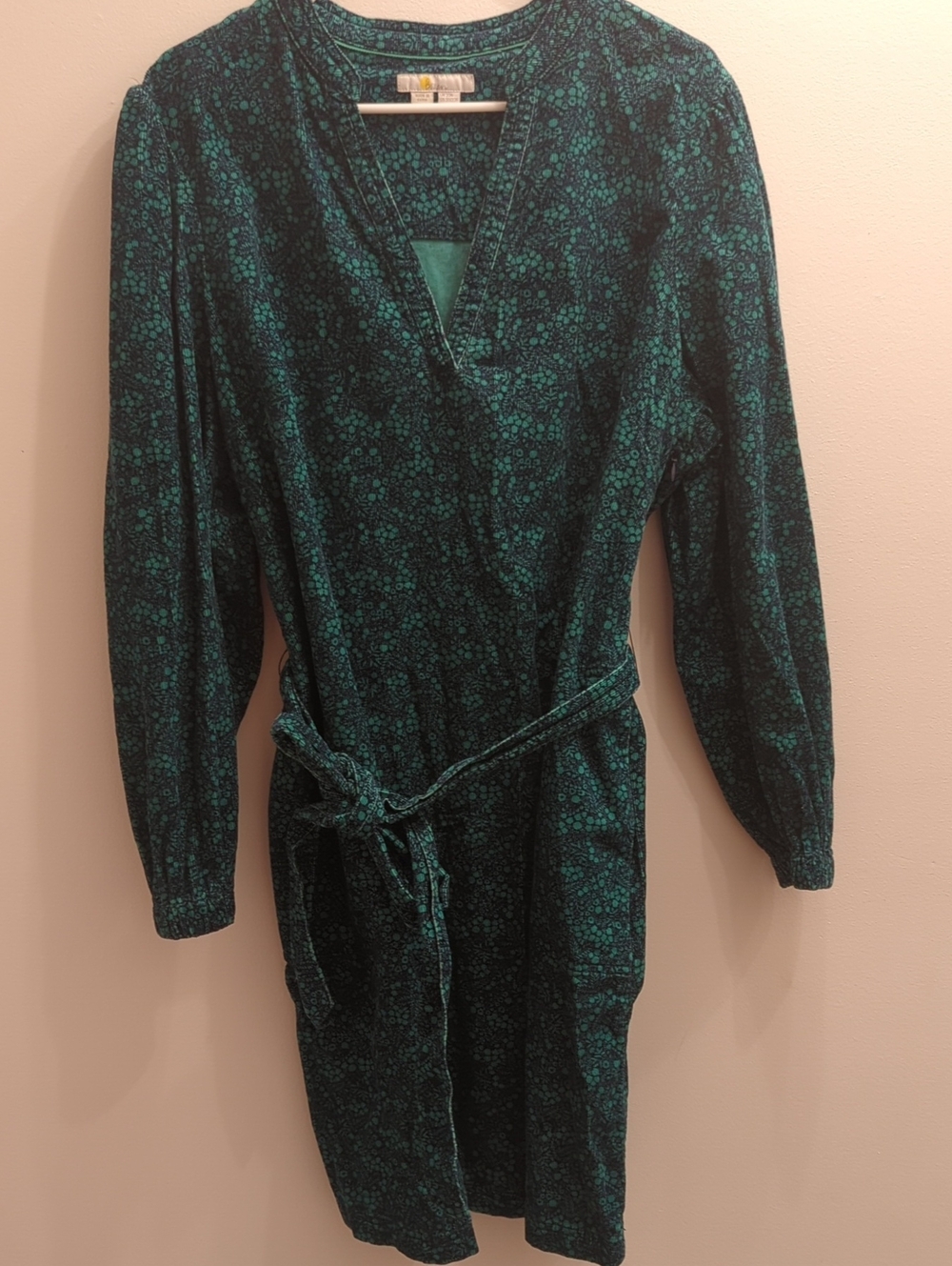 Boden Green and Navy Floral Print Corduroy Dress with Tie Belt (US 20/22R)